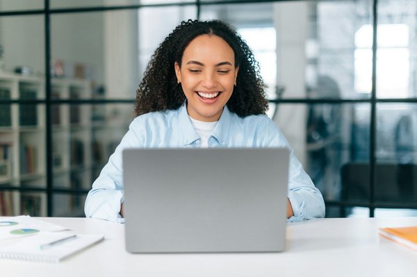 Boostez la visibilité de votre école avec un consultant seo spécialisé